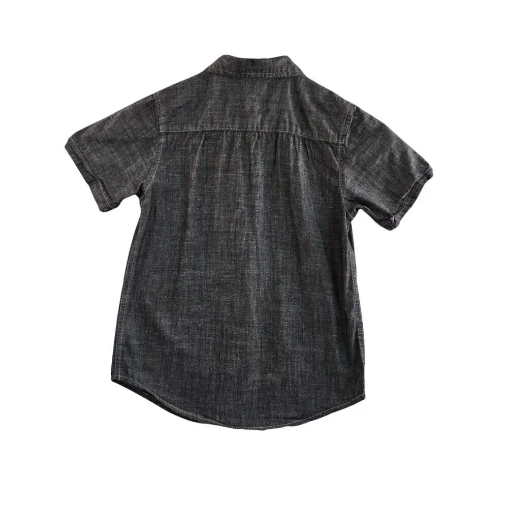 Wrangler Boys Gray Button-Up Shirt Size S (6/7)